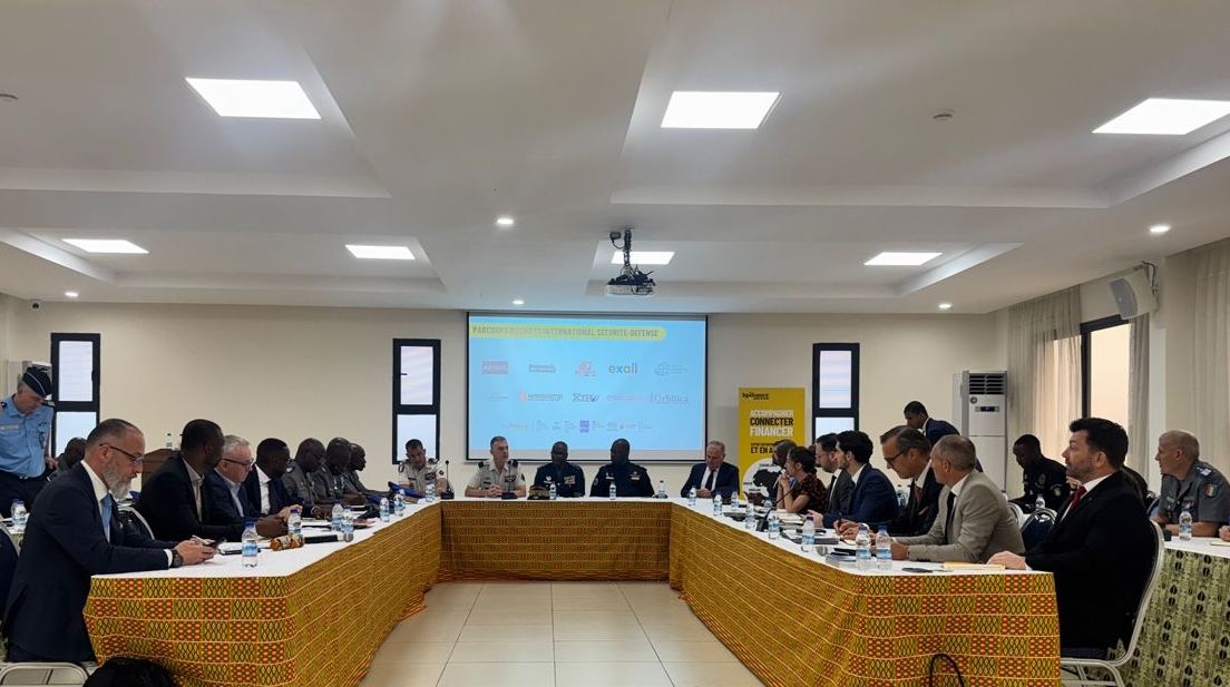 « Côte d&rsquo;Ivoire Les industriels de défense français en visite à l&rsquo;académie militaire de Jacqueville »